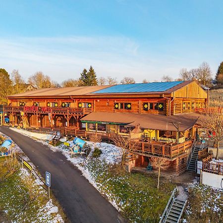 Sport-Hotel Sibenicni Vrch Mnichovice Eksteriør billede