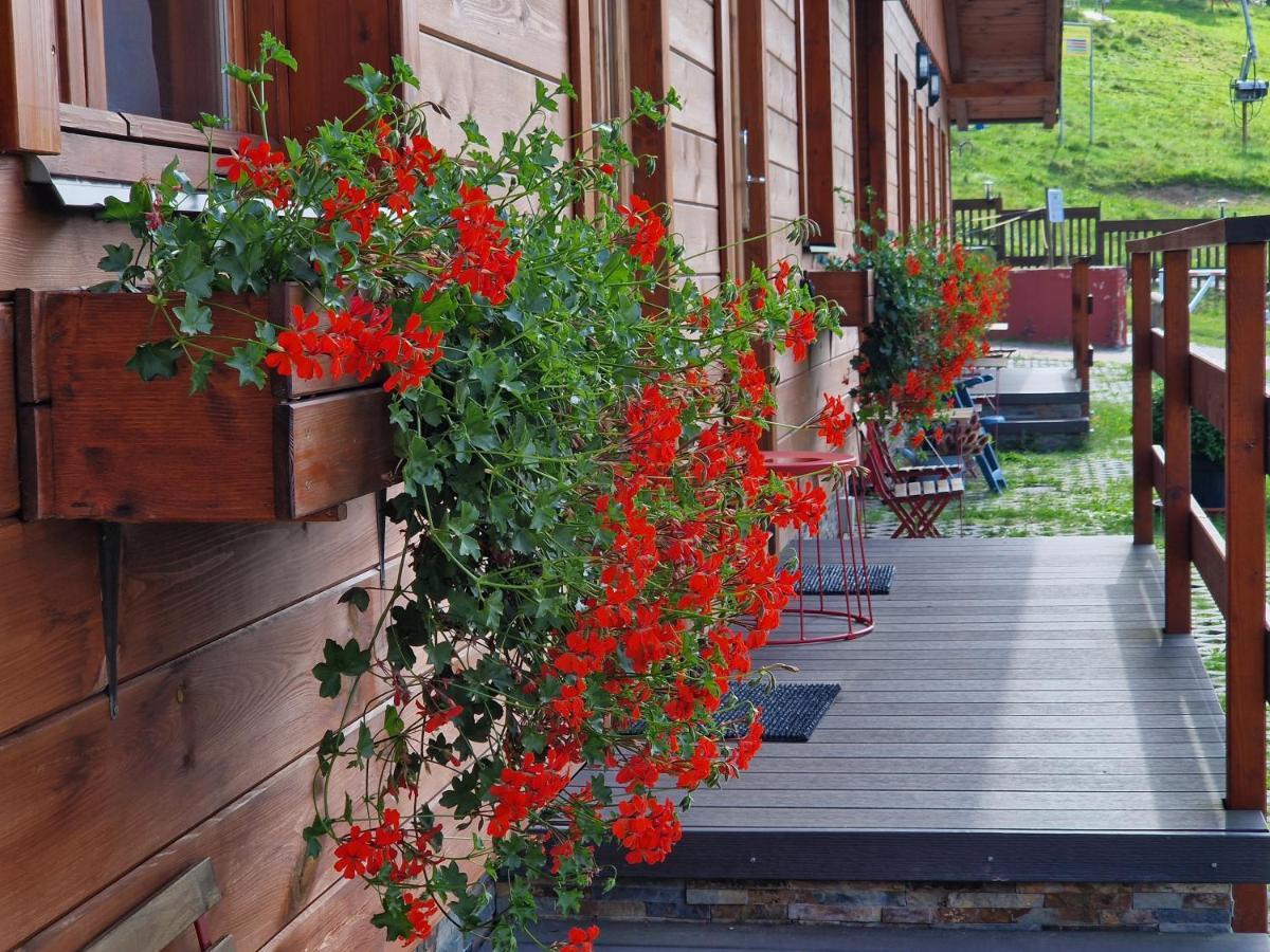 Sport-Hotel Sibenicni Vrch Mnichovice Eksteriør billede