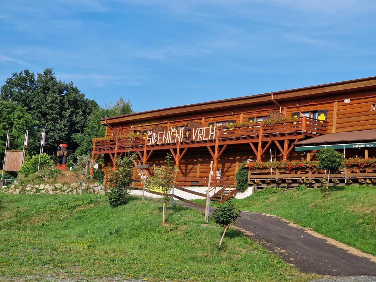 Sport-Hotel Sibenicni Vrch Mnichovice Eksteriør billede